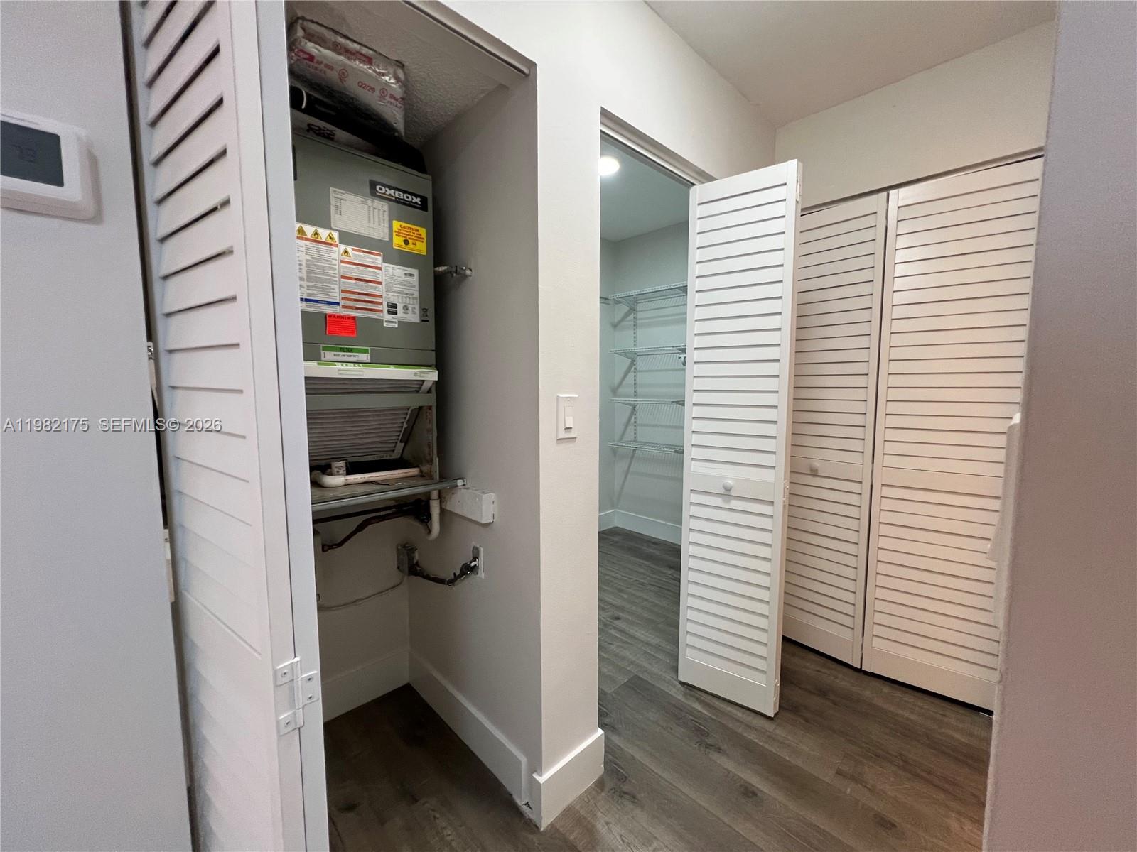 COVE CONDO PHASE II, THE - Residential Lease