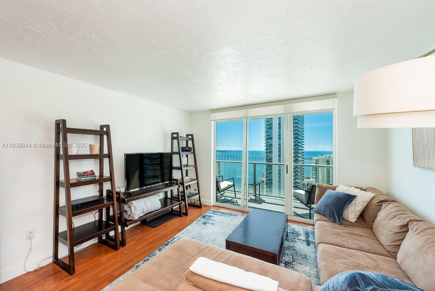 Excellent investment opportunity at The Mark on Brickell with stunning bay views. This furnished 2BD/2BA features one assigned parking space plus valet parking and offers top amenities including swimming pool, gym, racket ball,  tennis court, 24-hour concierge services, and valet. Located in one of Brickell’s most desirable waterfront buildings.