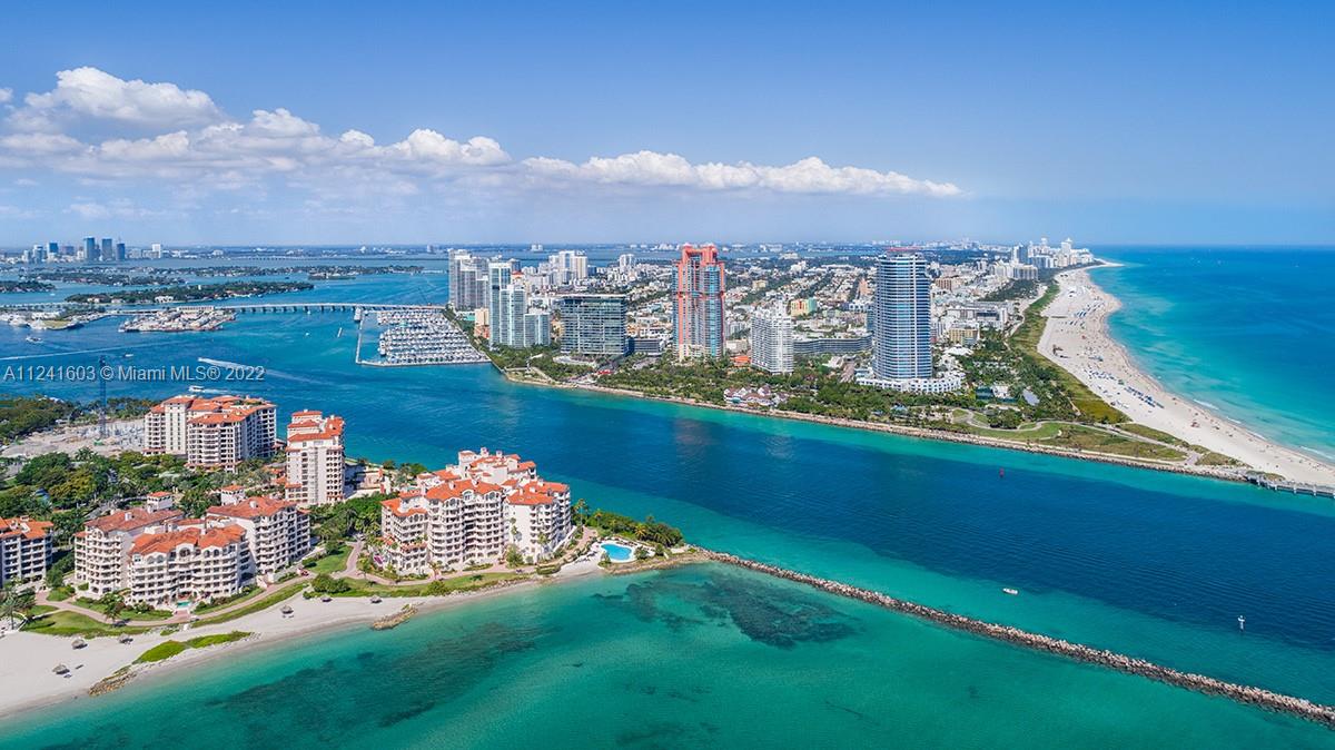 CONTINUUM ON SOUTH BEACH - Residential