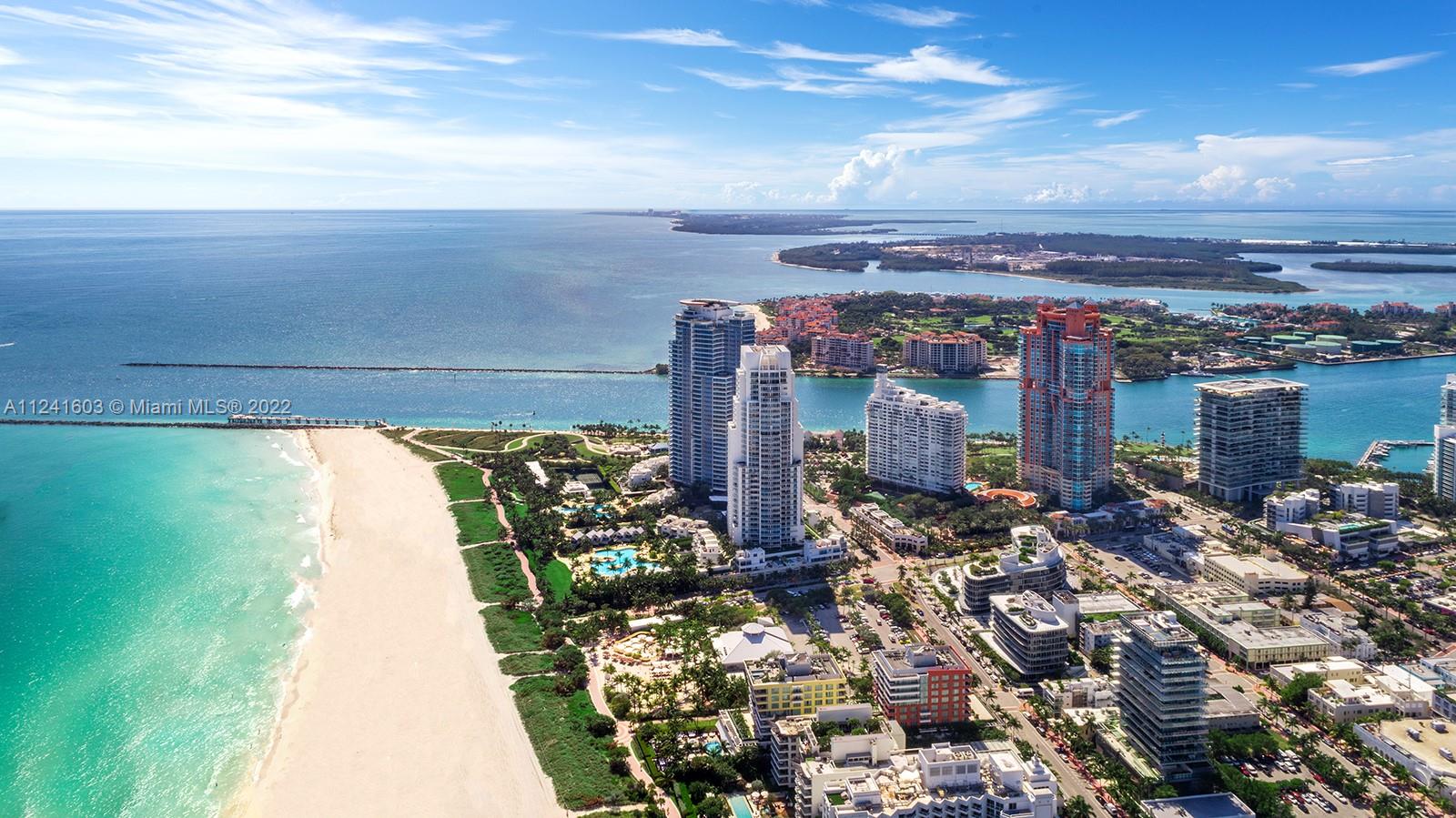 CONTINUUM ON SOUTH BEACH - Residential