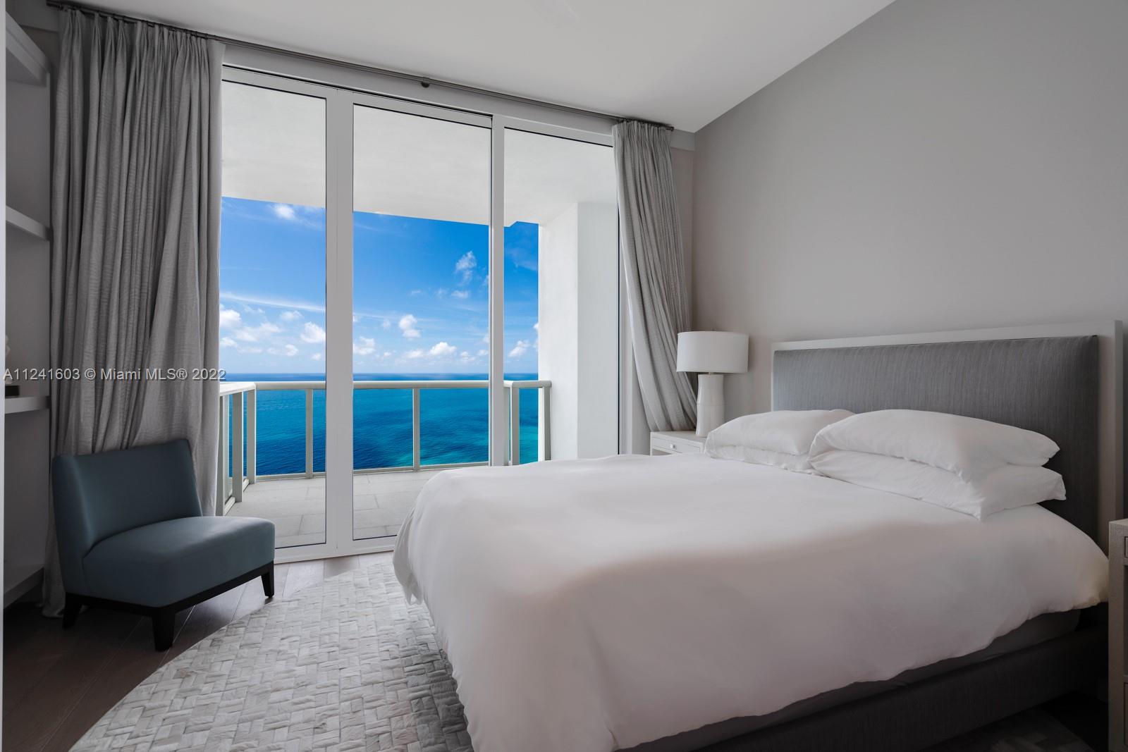 CONTINUUM ON SOUTH BEACH - Residential