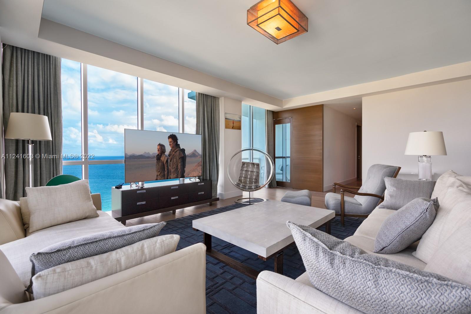 CONTINUUM ON SOUTH BEACH - Residential