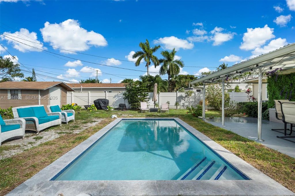 Photo of 1935 Arthur St, Hollywood, FL 33020 (MLS # A11984921)