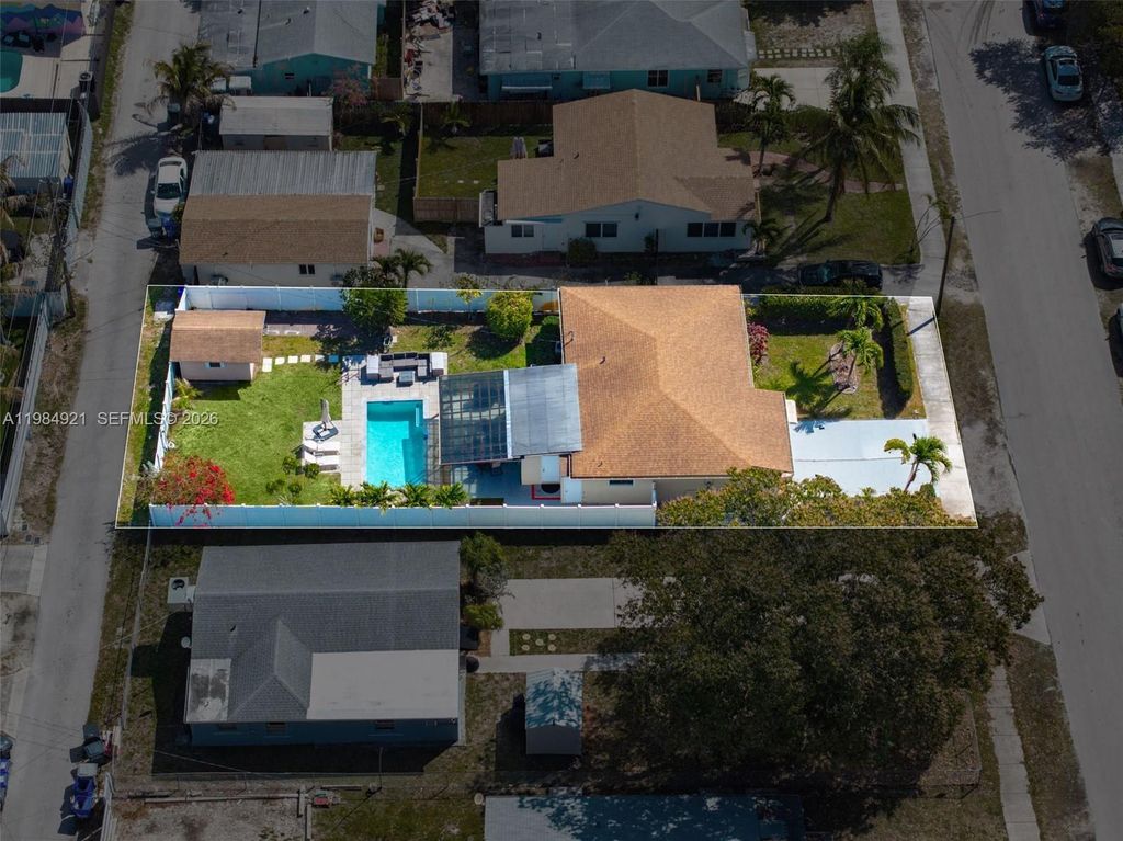 Photo of 1935 Arthur St, Hollywood, FL 33020 (MLS # A11984921)