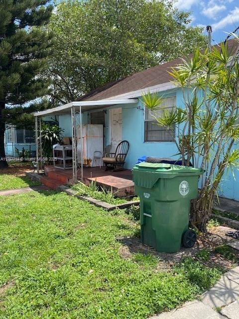 2158 NW 32nd St