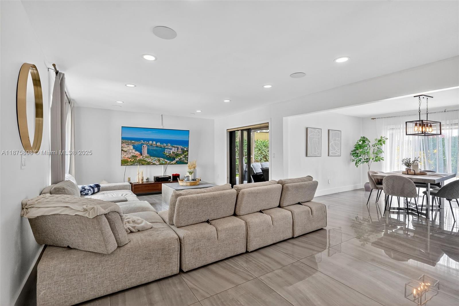 SKY LAKE VILLAS FIRST ADD - Residential Lease