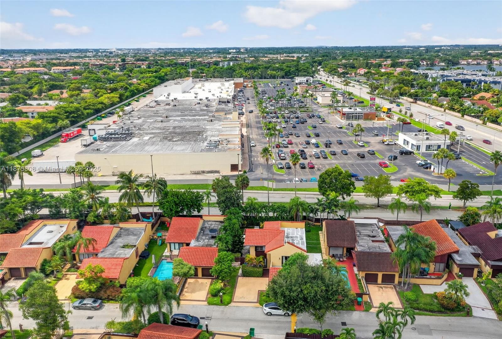 SKY LAKE VILLAS FIRST ADD - Residential Lease