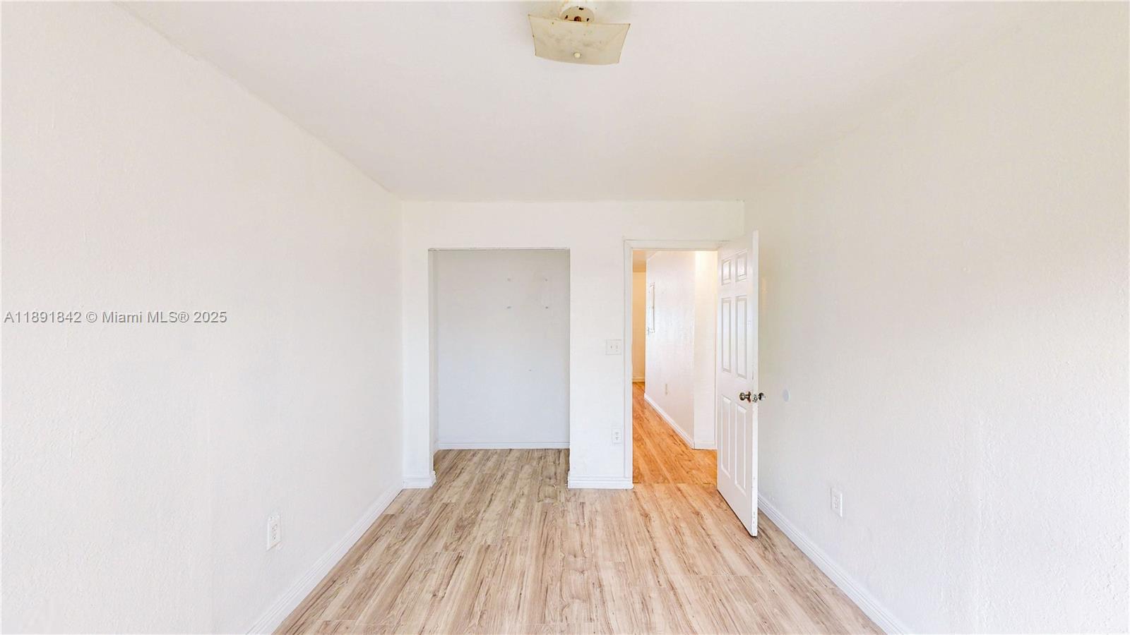 BUNCHVILLE - Residential Income