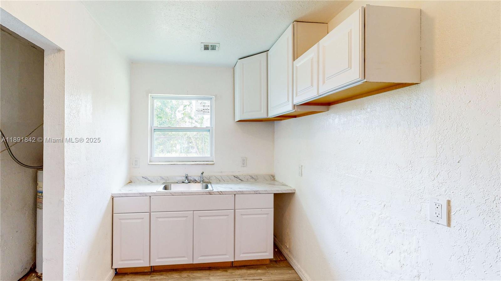 BUNCHVILLE - Residential Income