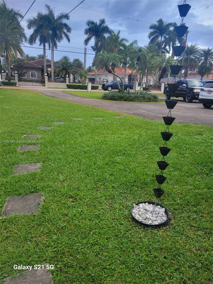 Rental Property at 13420 Sw 36th St 2, Miami, Broward County, Florida - Bedrooms: 1 
Bathrooms: 1  - $1,350 MO.