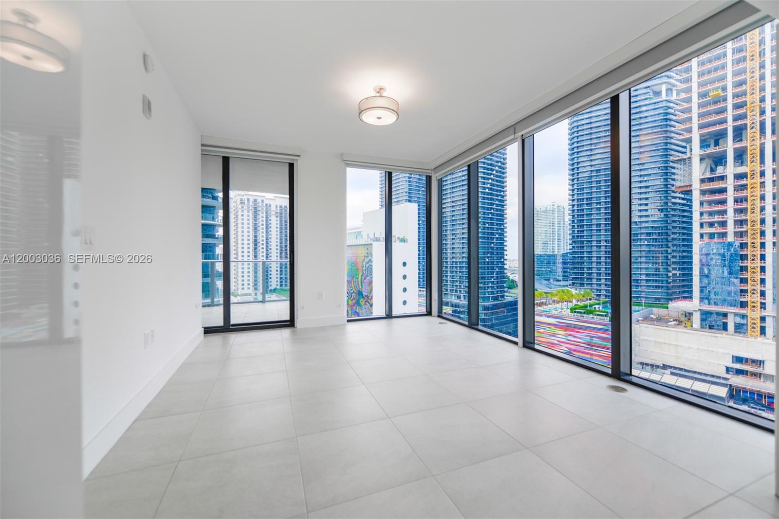 1010 Brickell Ave 2911