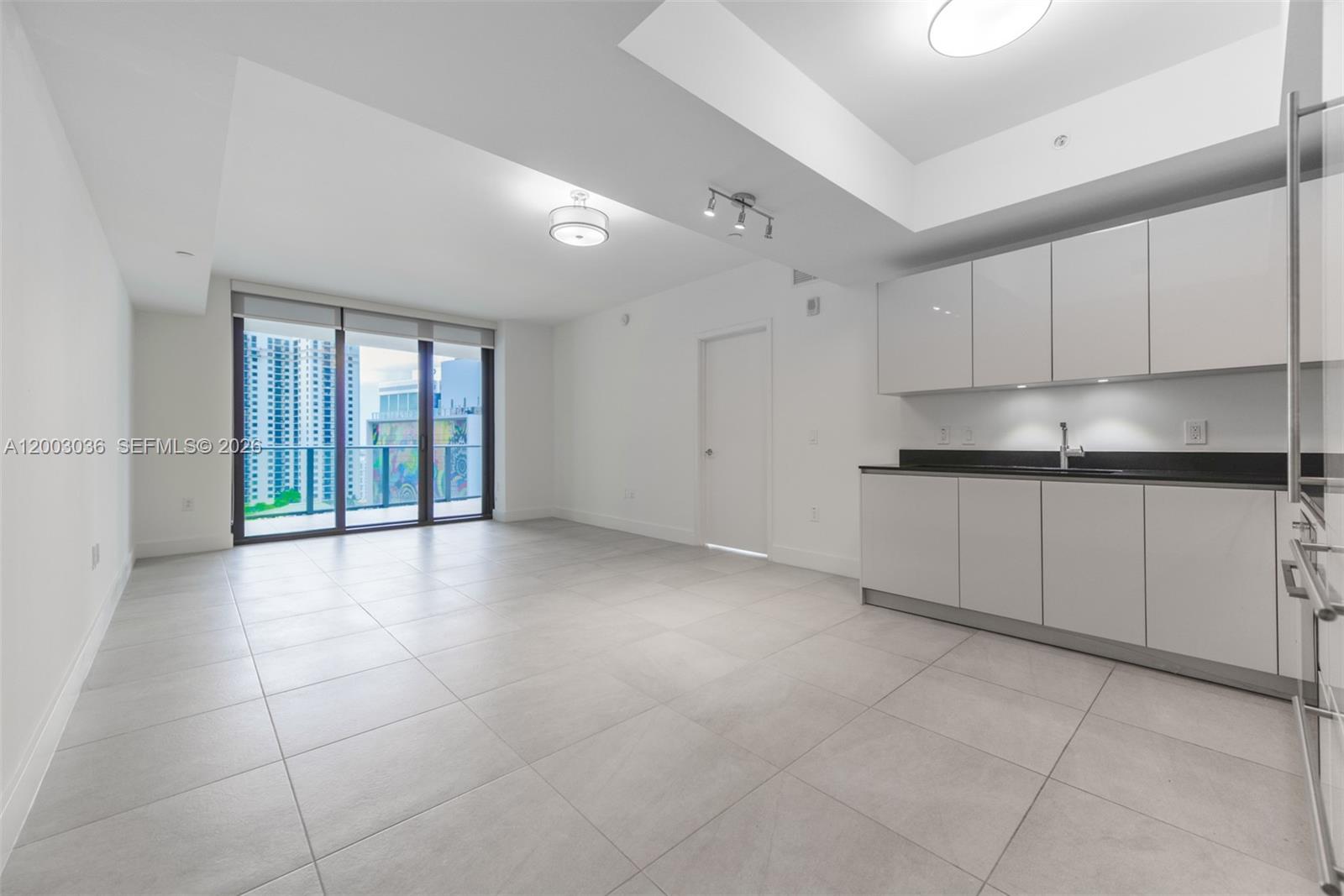 1010 BRICKELL CONDO - Residential Lease