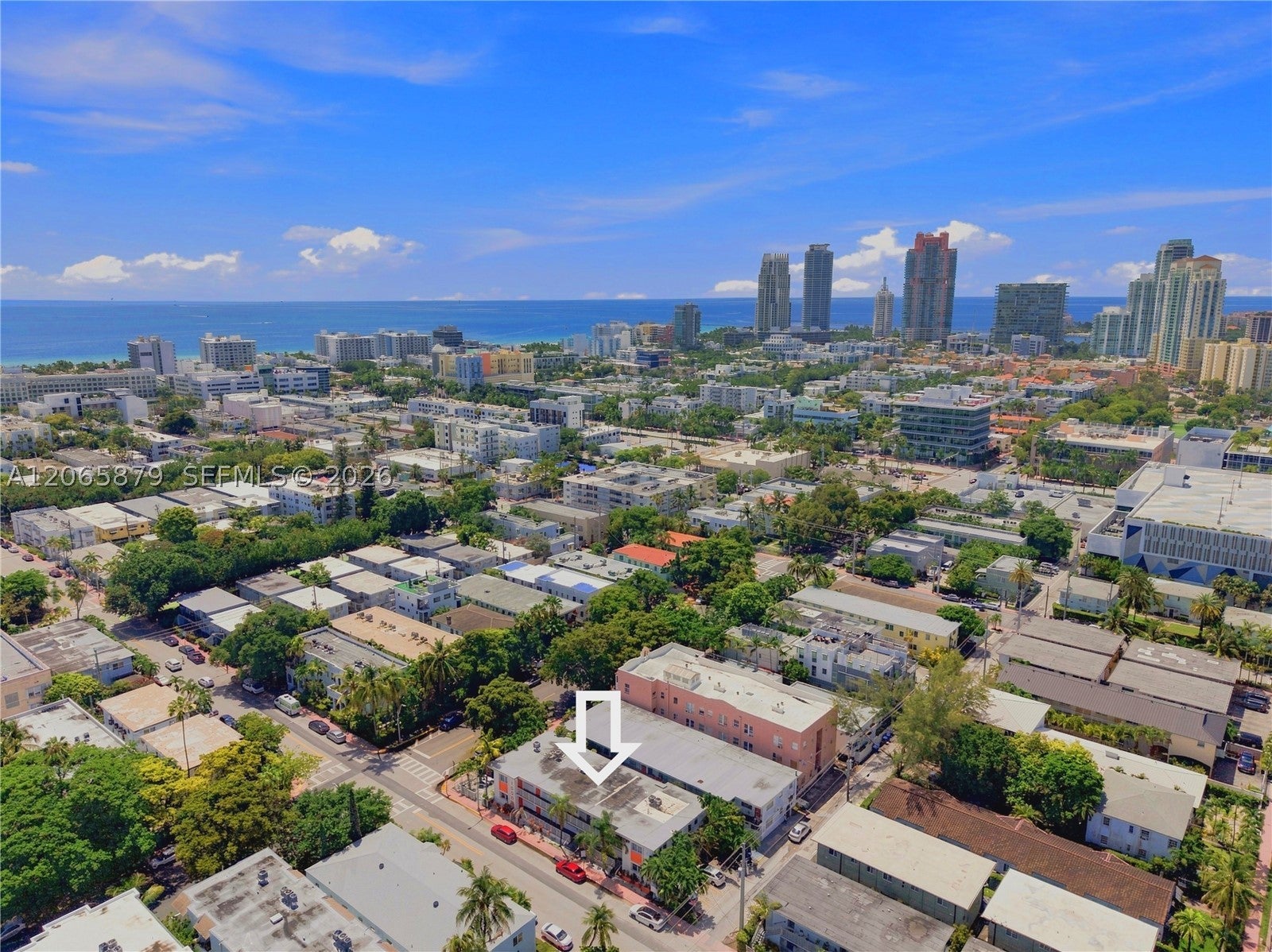 1000 7th St 10