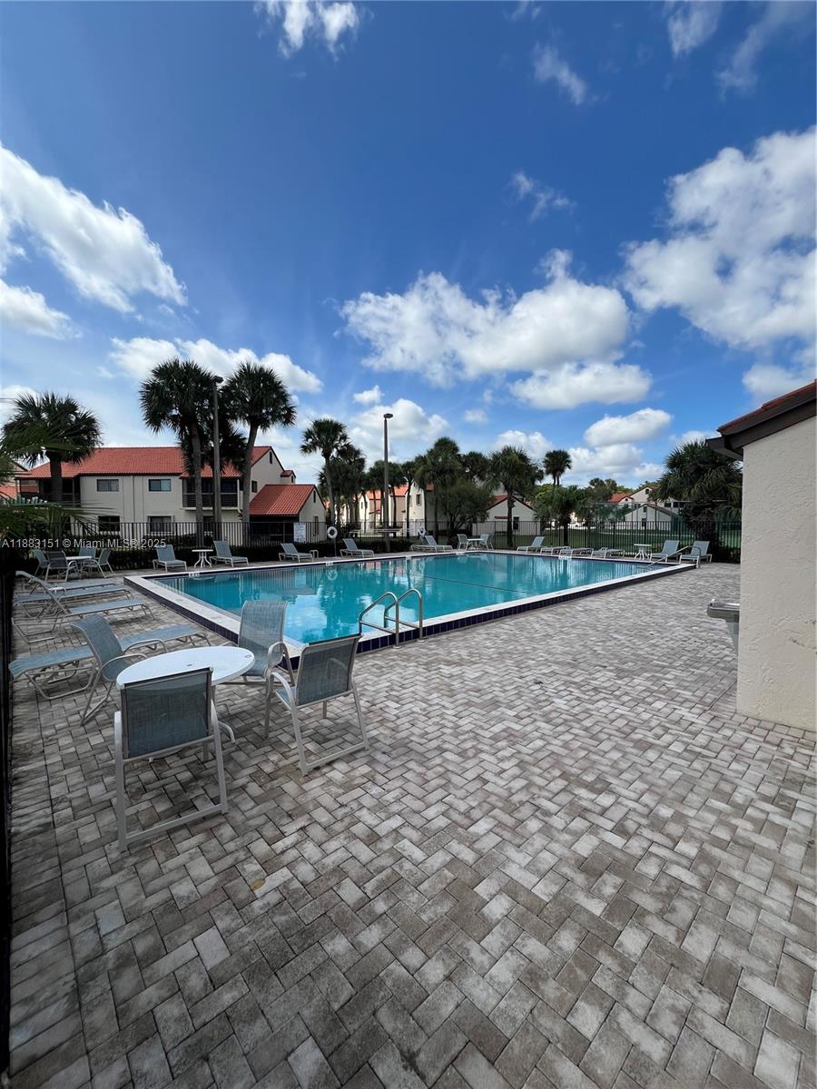 SOUTH LAKE CONDO - Residential