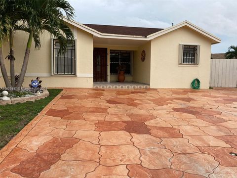 12548 SW 210th St Miami FL 33177