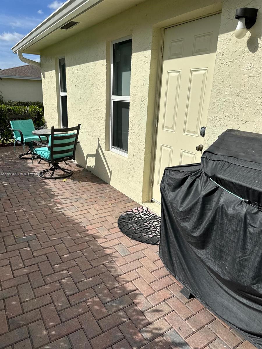 HIGH POINT OF DELRAY WEST - Residential Lease