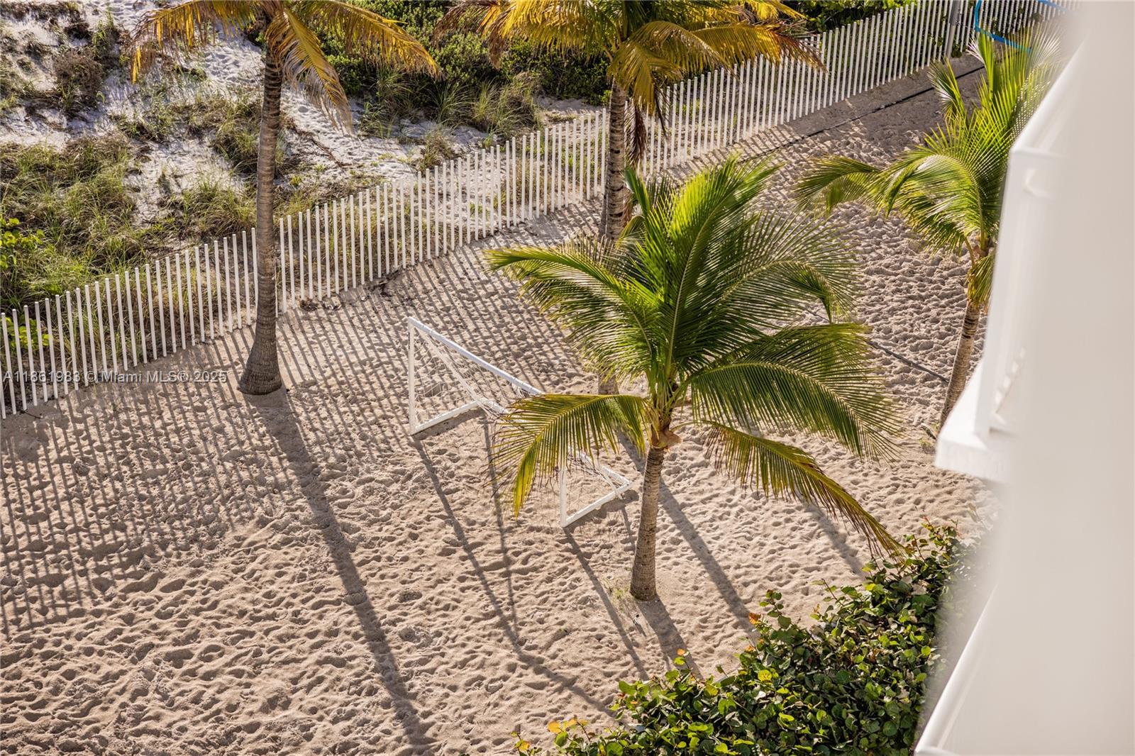 SANDS OF KEY BISCAYNE CON - Residential Lease