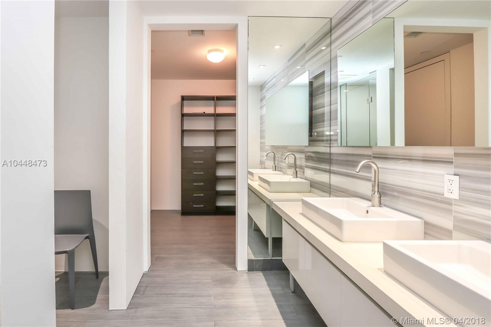 MARQUIS CONDO - Residential