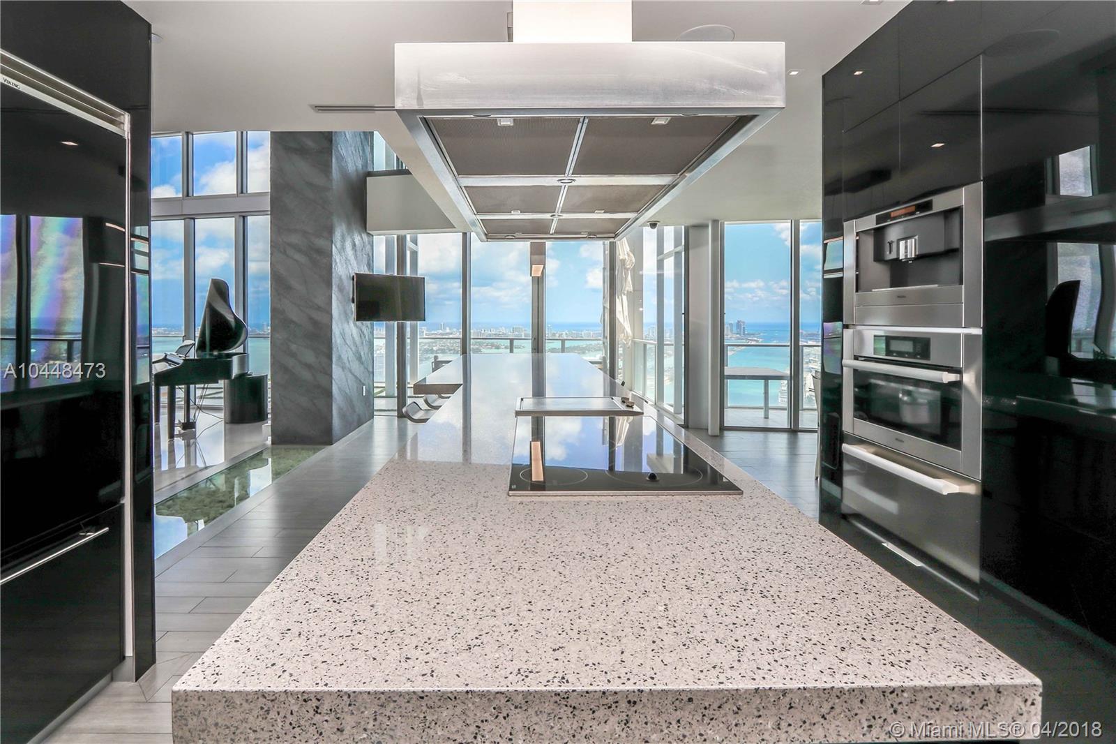 MARQUIS CONDO - Residential