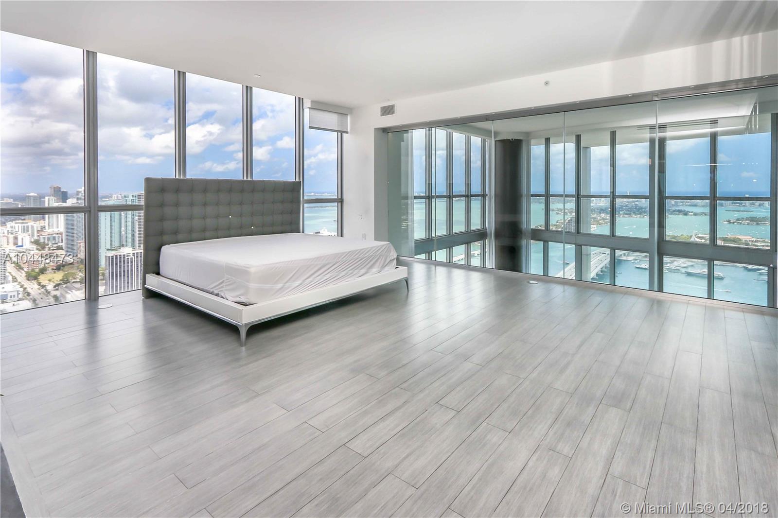 MARQUIS CONDO - Residential