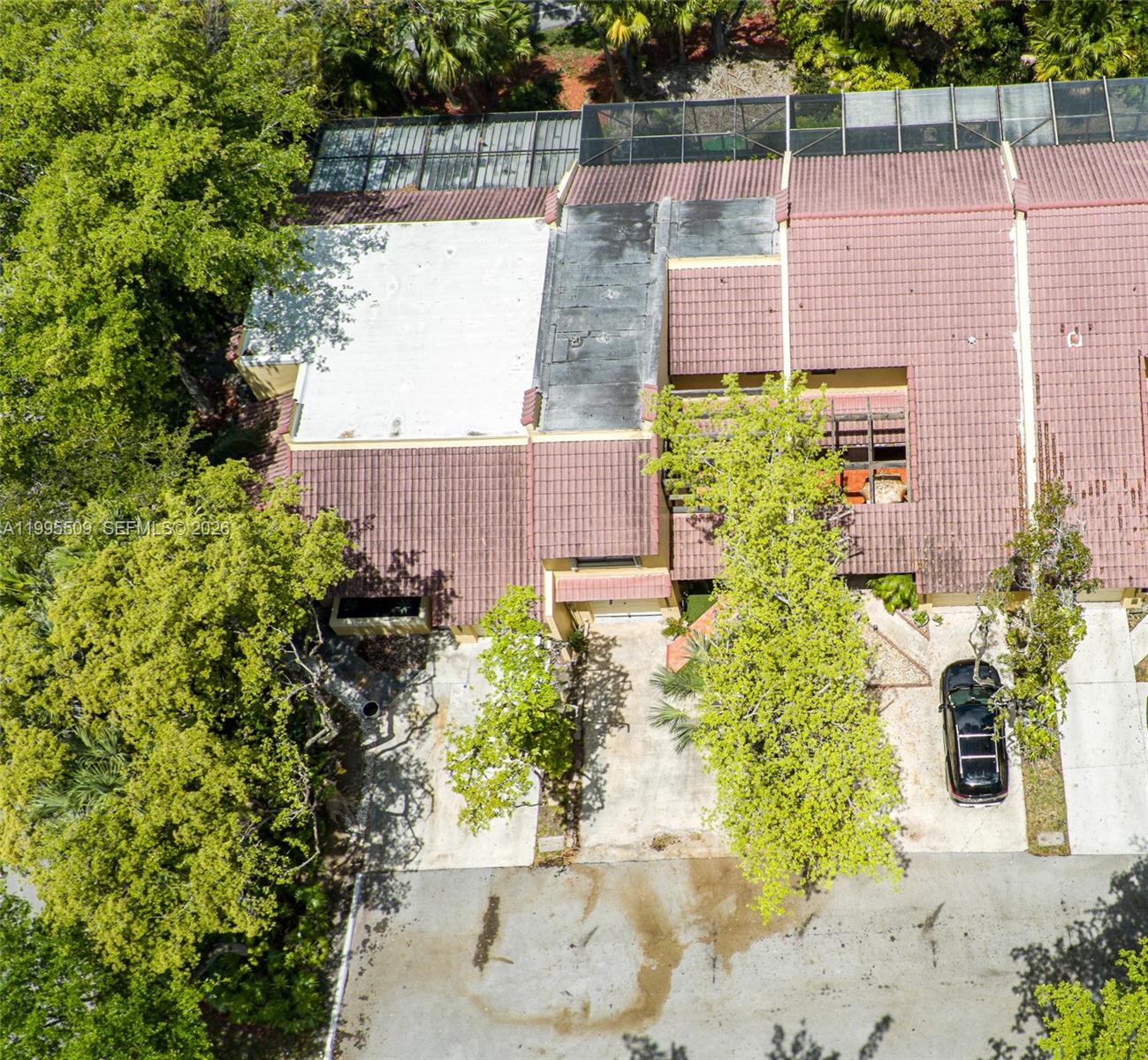 COSTA DEL SOL CONDO F - Residential