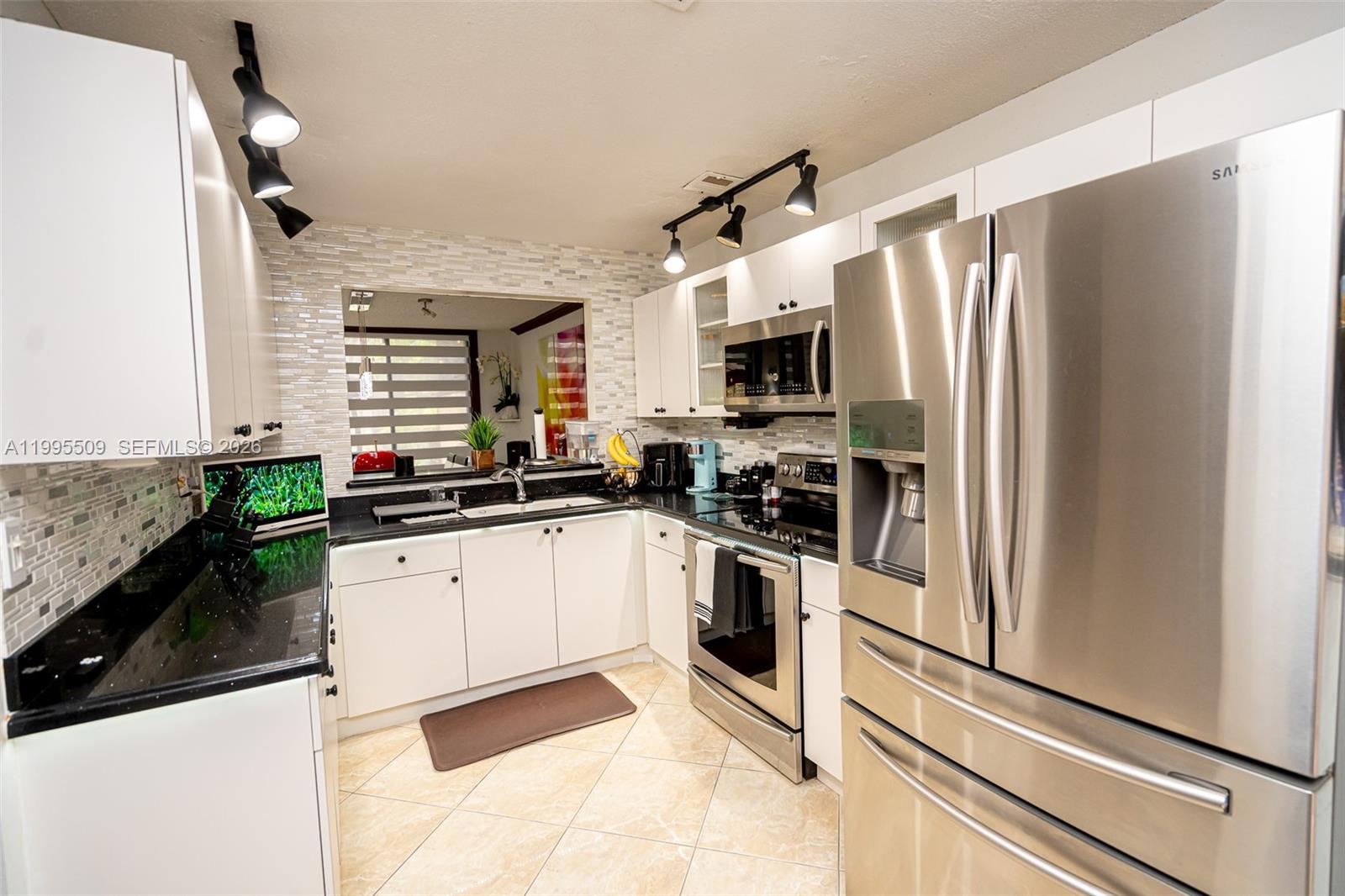 COSTA DEL SOL CONDO F - Residential