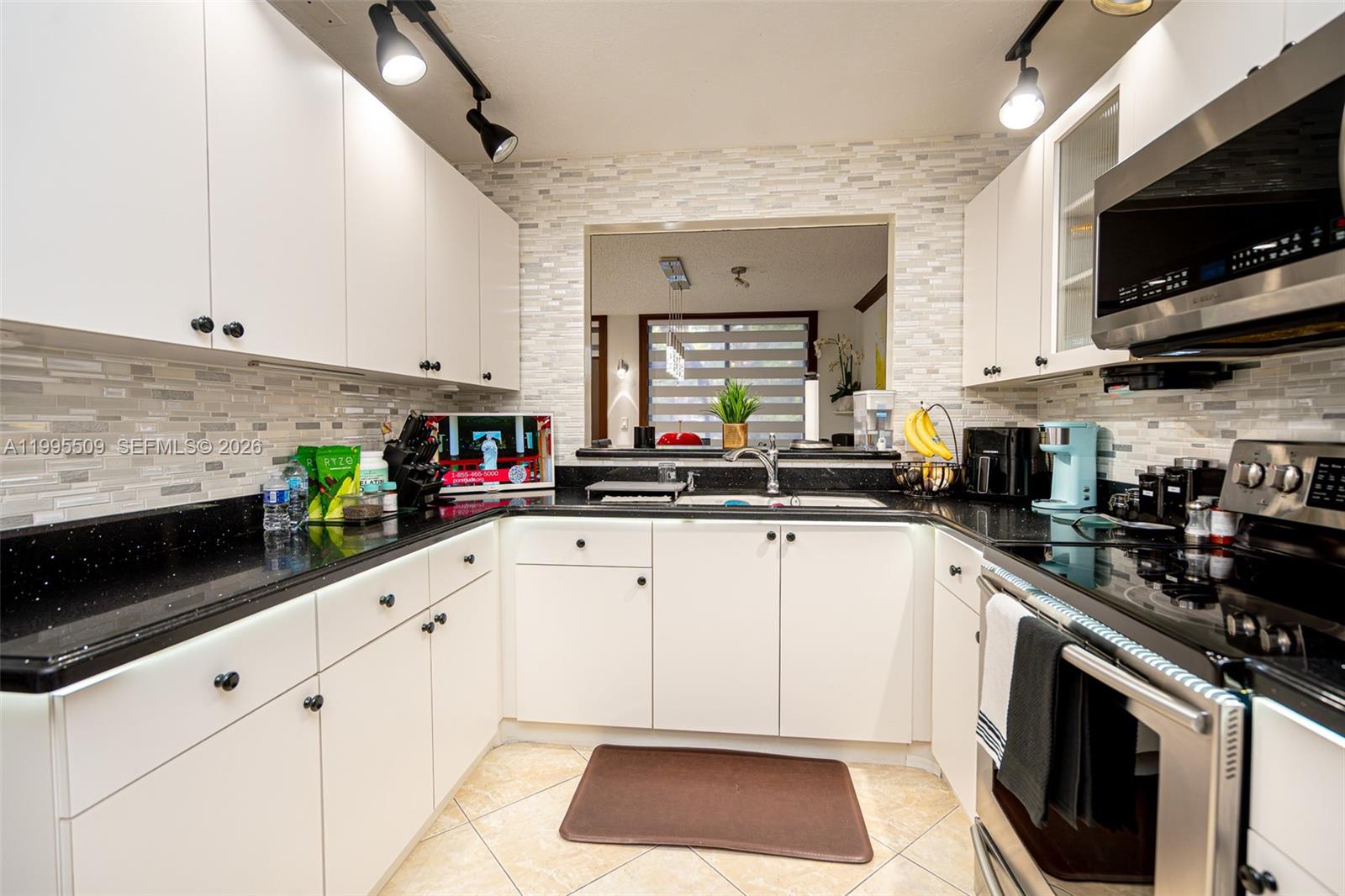 COSTA DEL SOL CONDO F - Residential