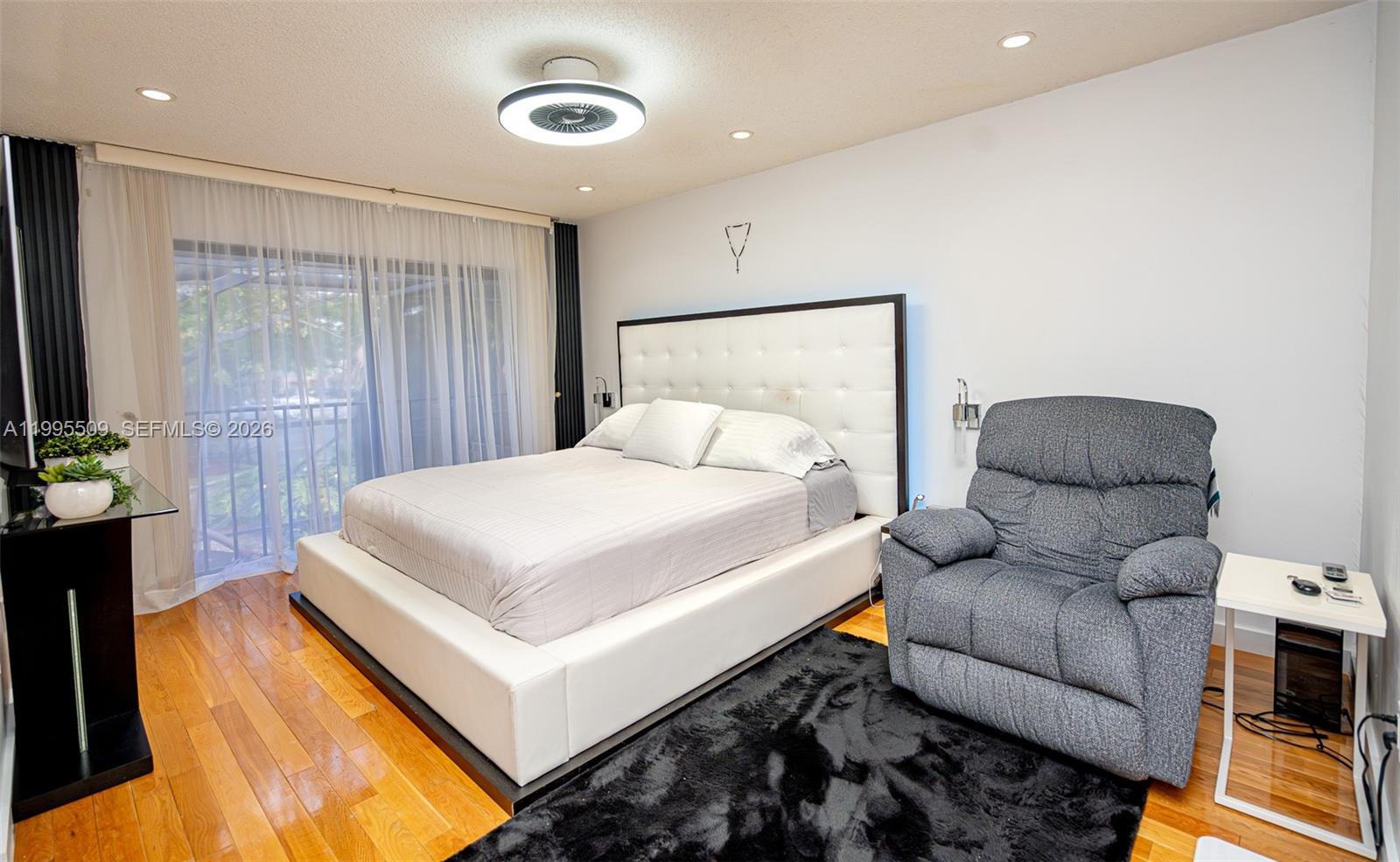 COSTA DEL SOL CONDO F - Residential