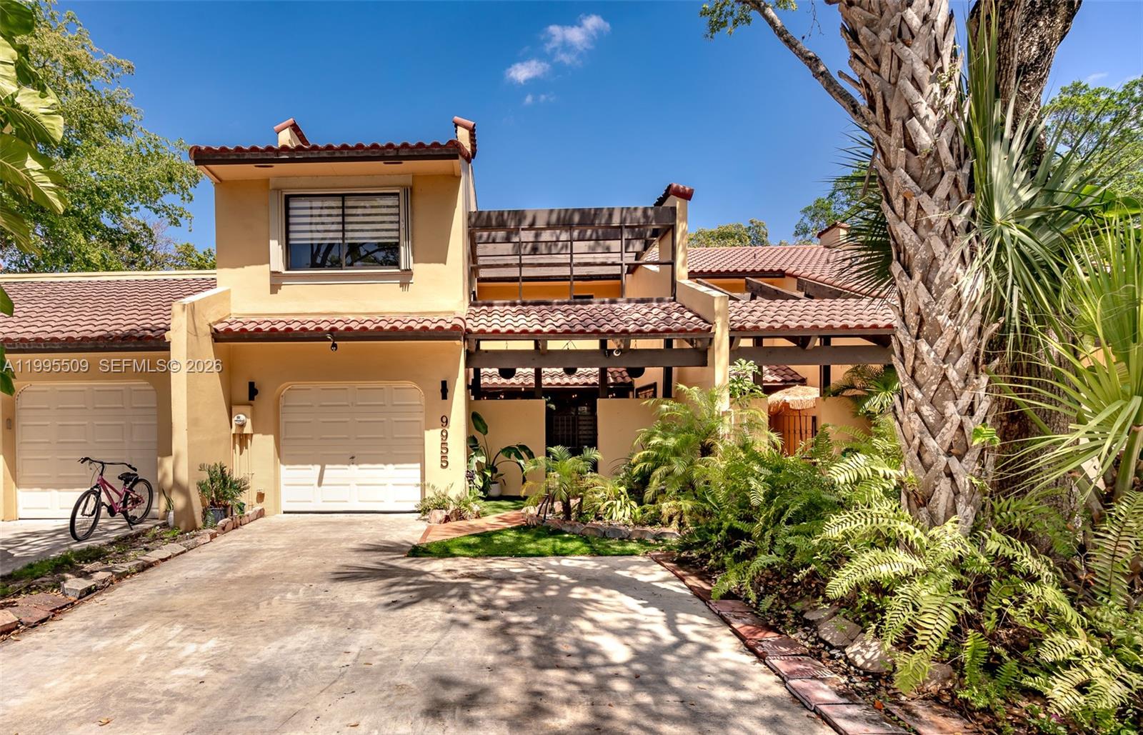 COSTA DEL SOL CONDO F - Residential