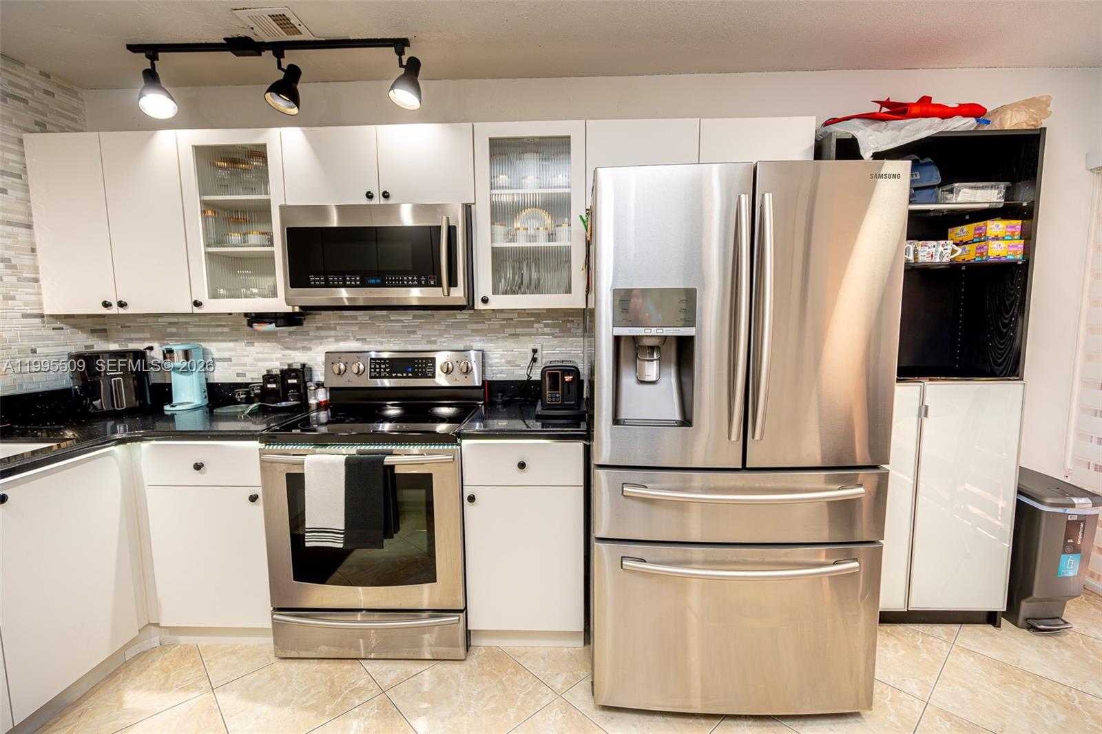 COSTA DEL SOL CONDO F - Residential