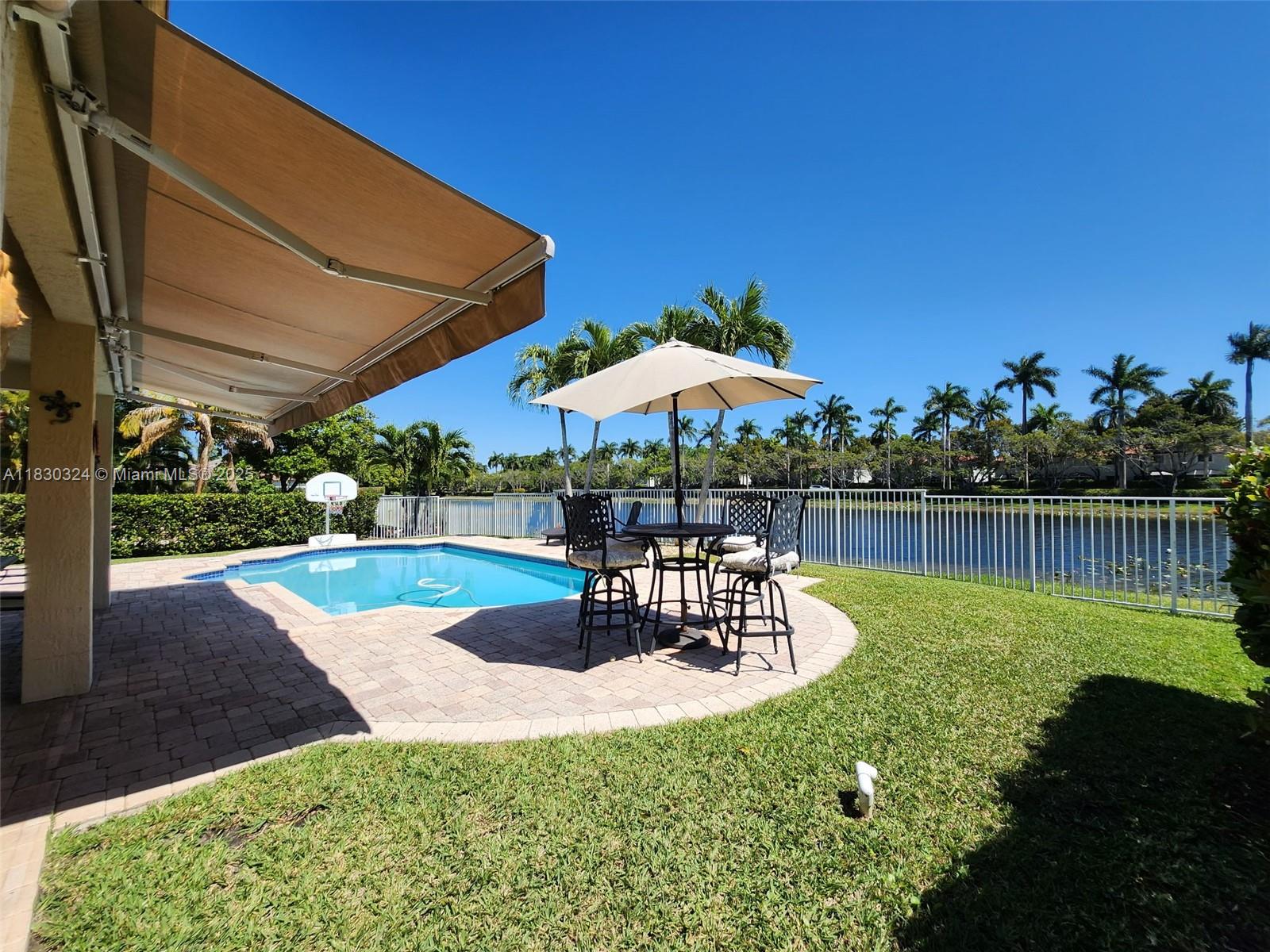 3844 Falcon Ridge Cir
