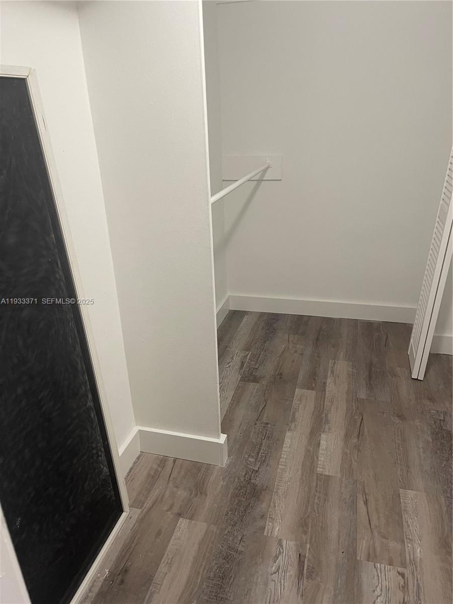 THE CARRIAGE CLUB NORTH C - Residential Lease