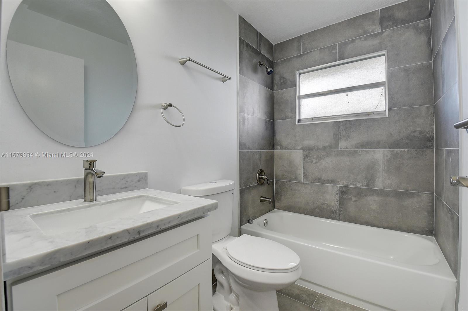 KINGS POINT BRITTANY COND - Residential
