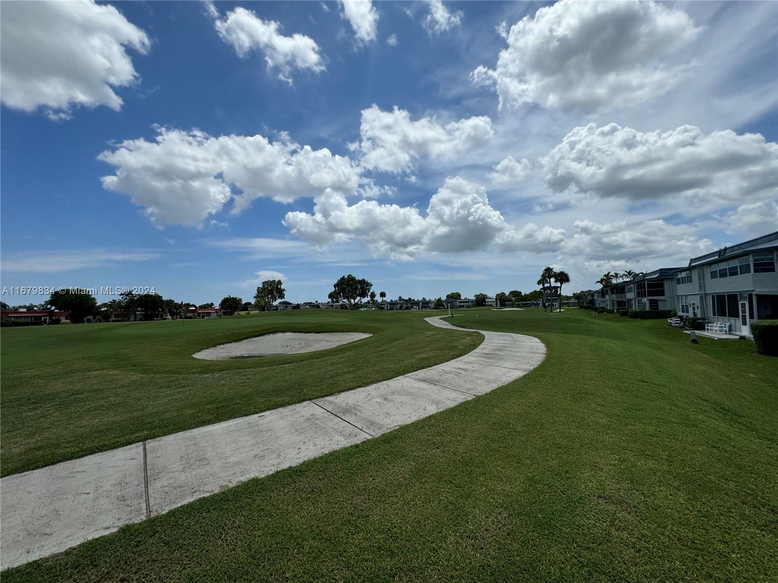 KINGS POINT BRITTANY COND - Residential