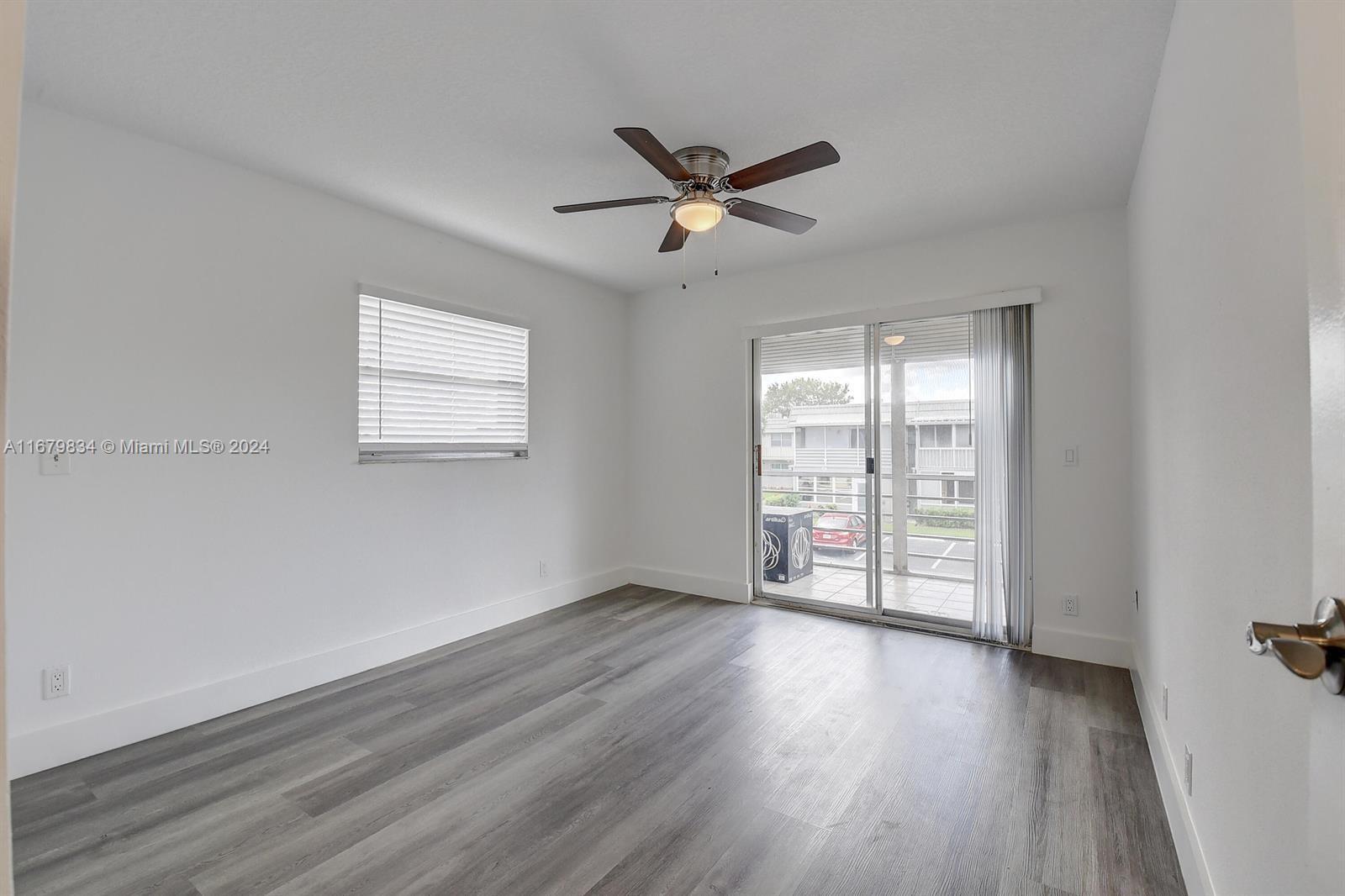 KINGS POINT BRITTANY COND - Residential