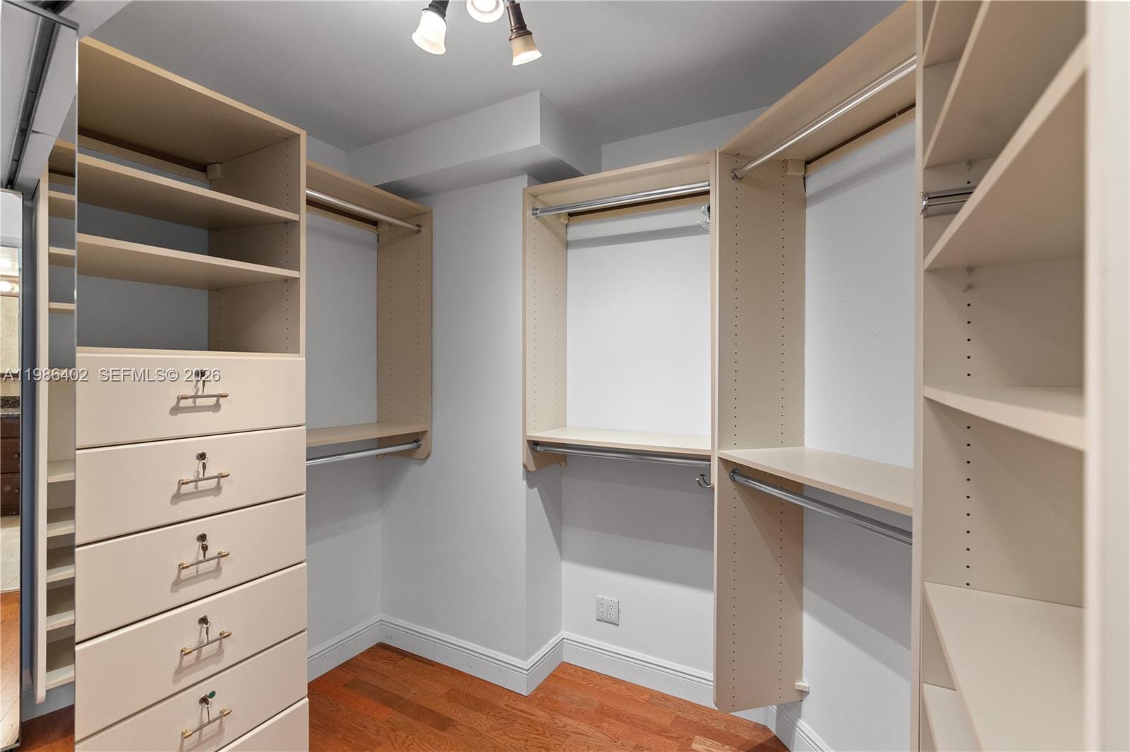 MYSTIC POINTE CONDO NO ON - Residential