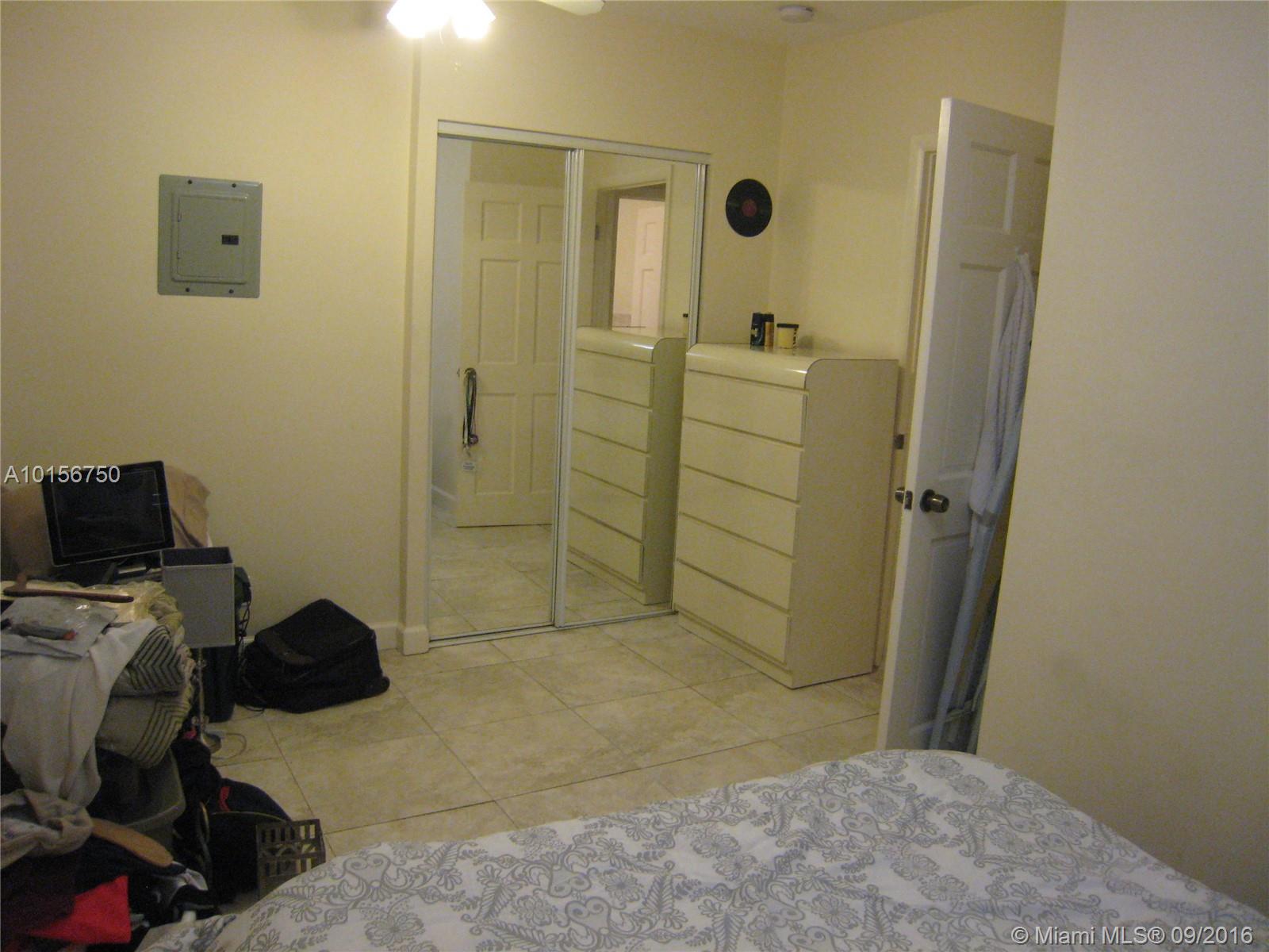 Ocean Beach Add - Residential Lease