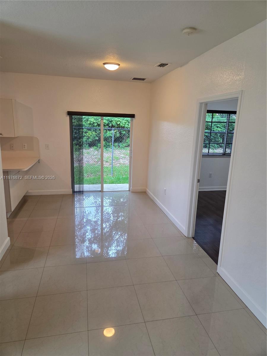 CARIBBEAN ISLES VILLAS CO - Residential