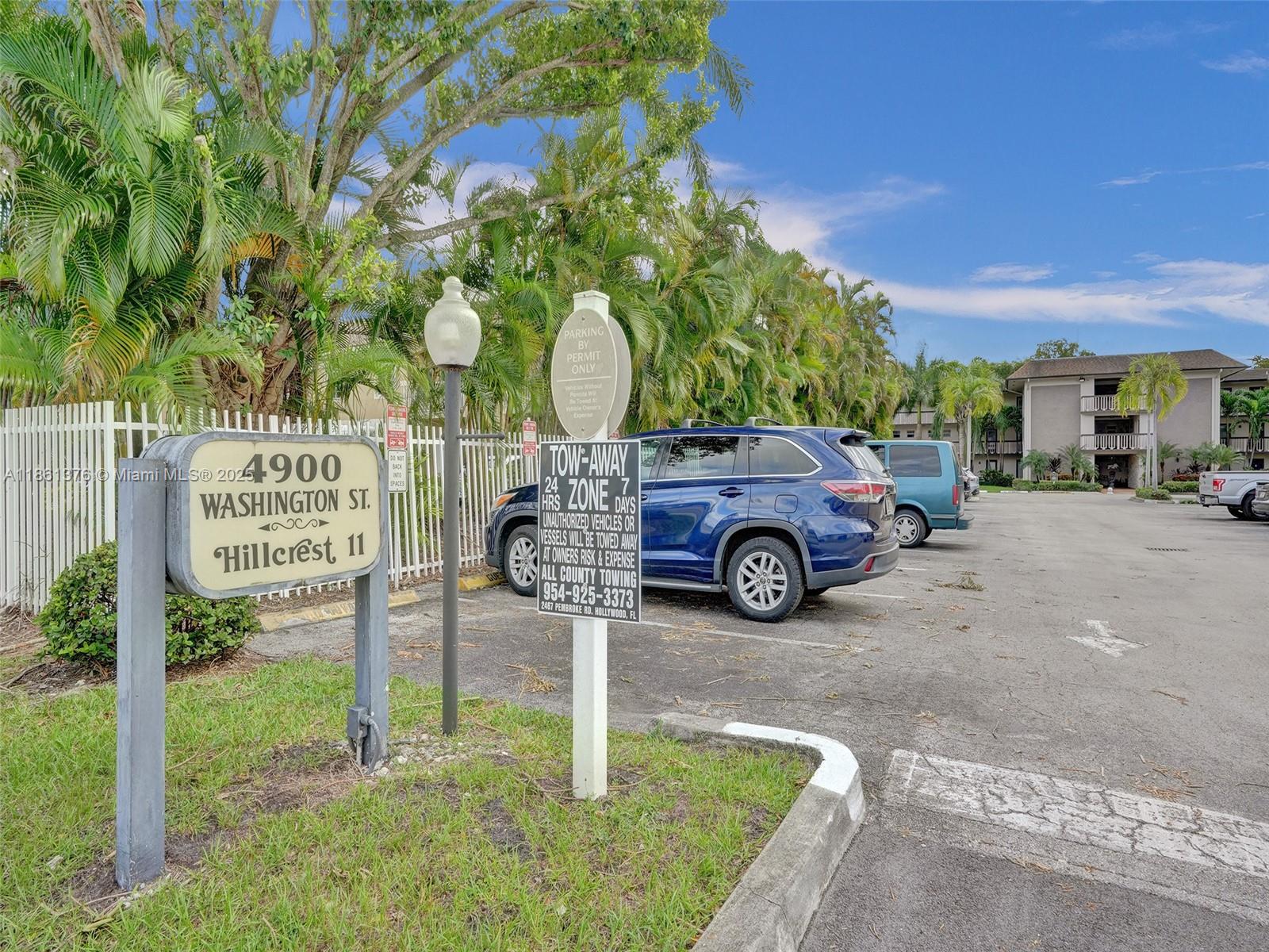 HILLCREST COUNTRY CLUB AP - Residential