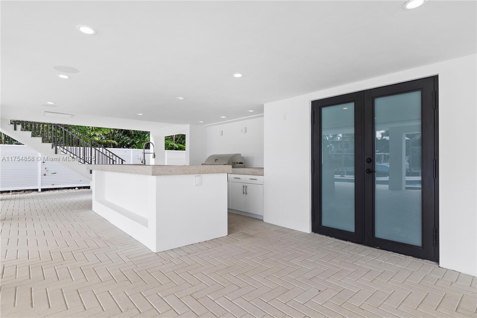 TROPICAL ATLANTIC SHORES - Residential