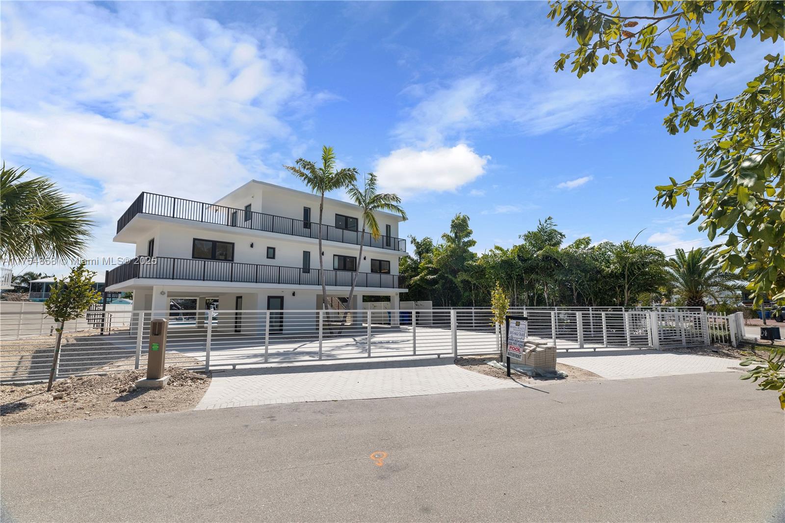 TROPICAL ATLANTIC SHORES - Residential