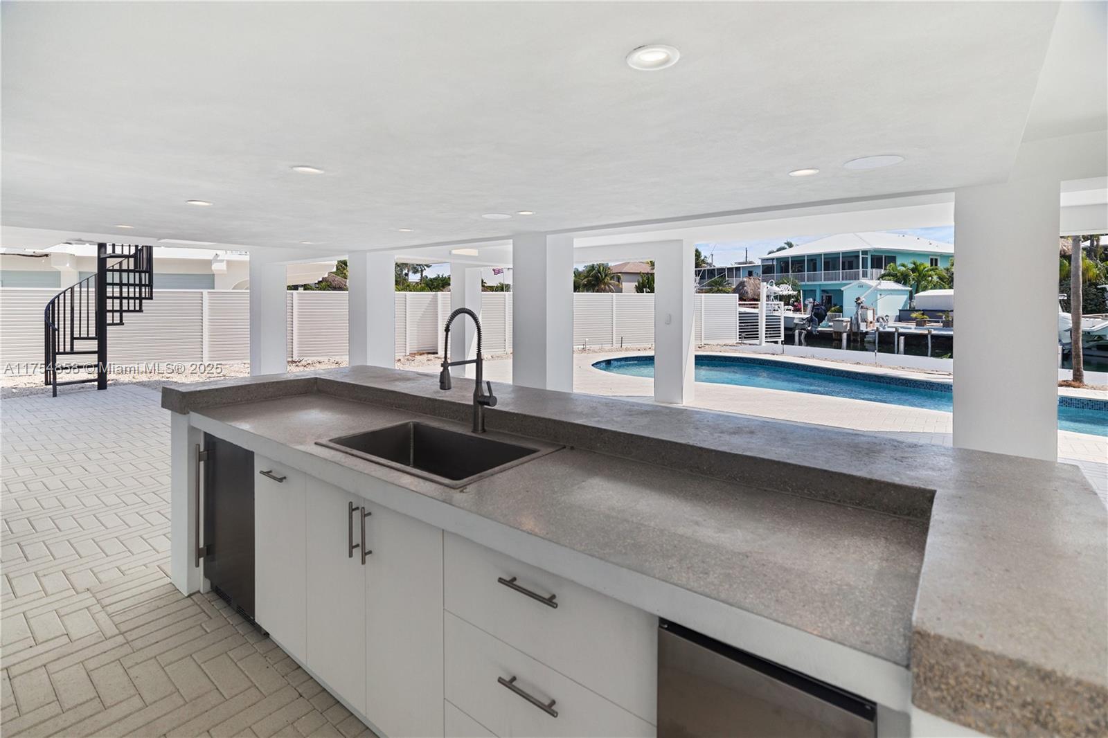 TROPICAL ATLANTIC SHORES - Residential