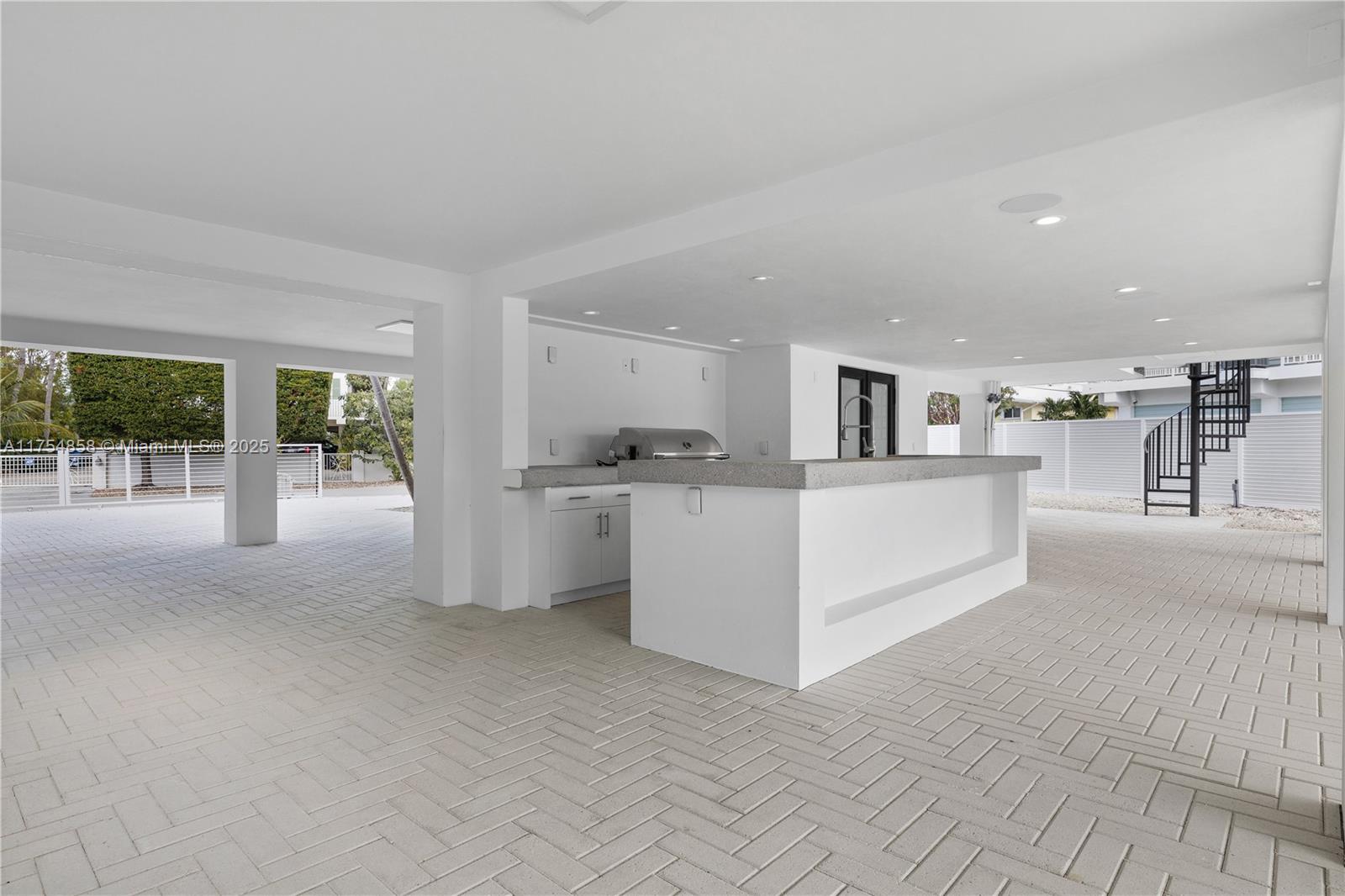 TROPICAL ATLANTIC SHORES - Residential