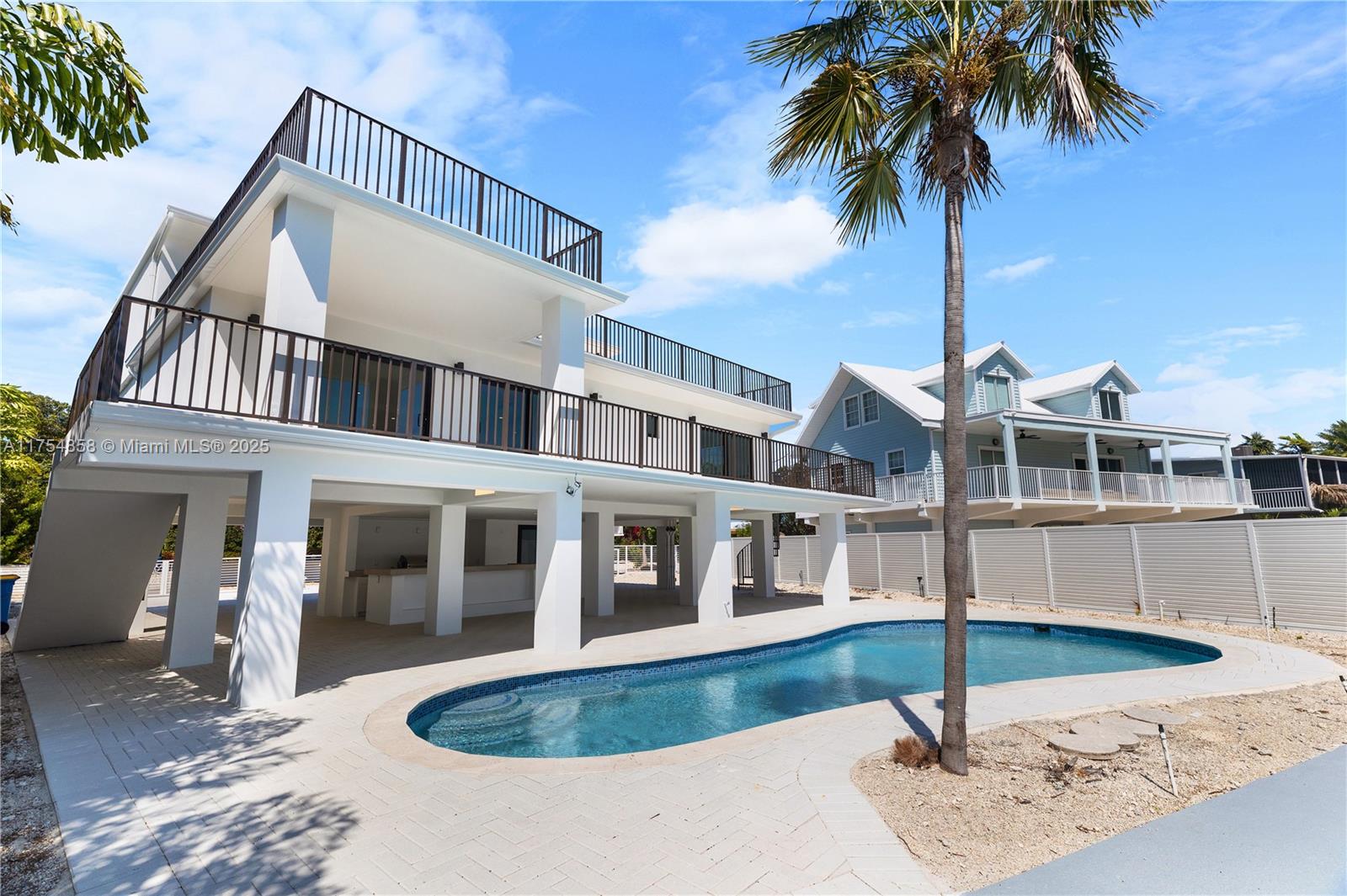 TROPICAL ATLANTIC SHORES - Residential