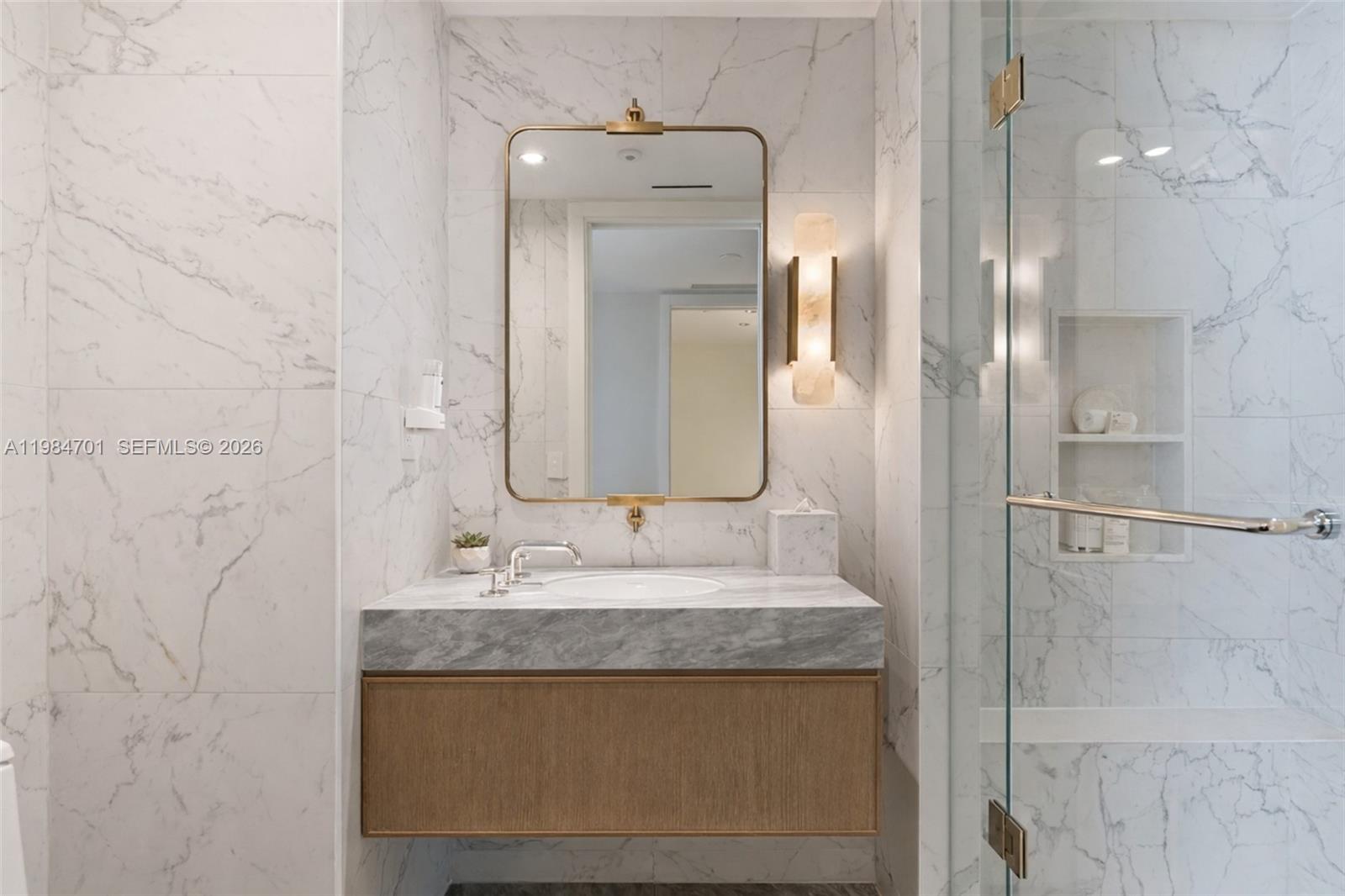 Four Seasons - Residential