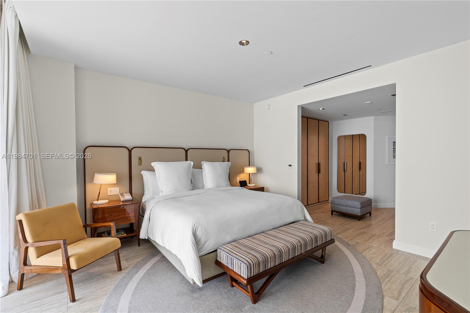 Four Seasons - Residential