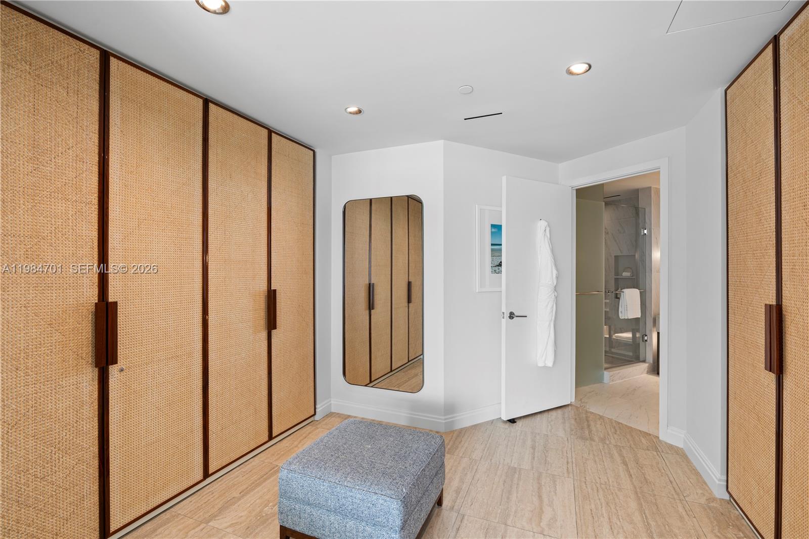 Four Seasons - Residential