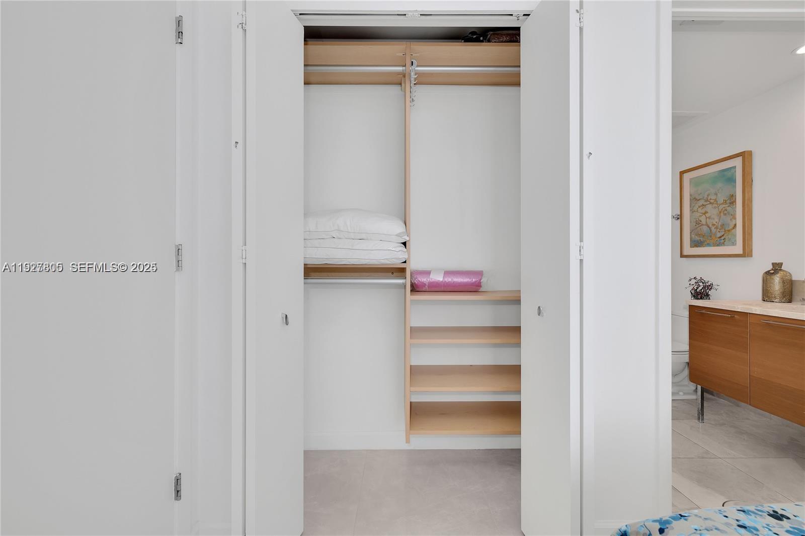 JADE BEACH CONDO - Residential Lease