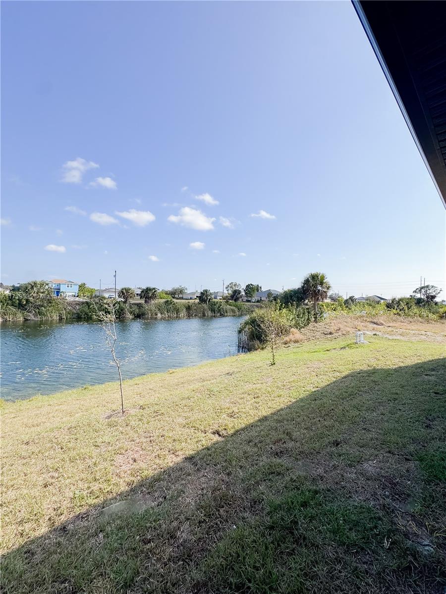 UNIT 36 CAPE CORAL - Residential