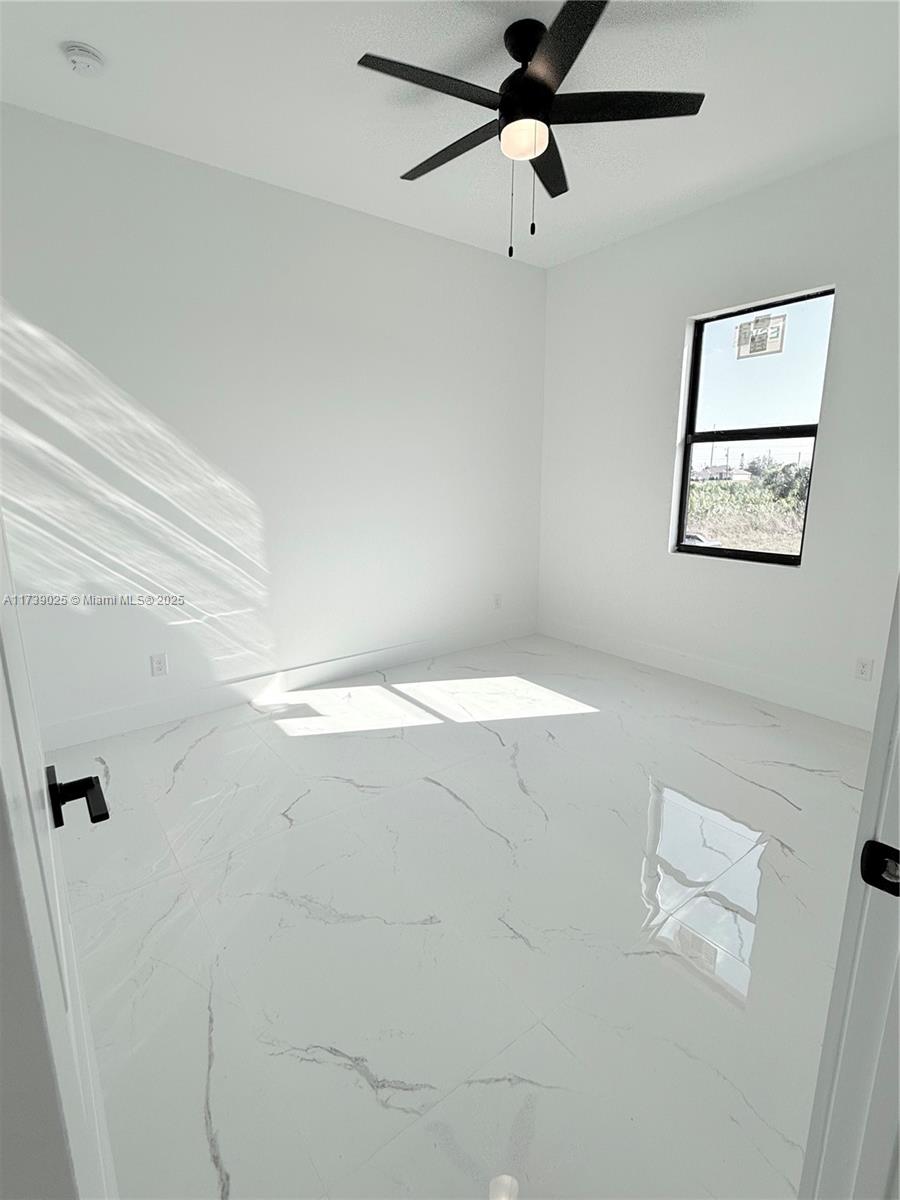 UNIT 36 CAPE CORAL - Residential